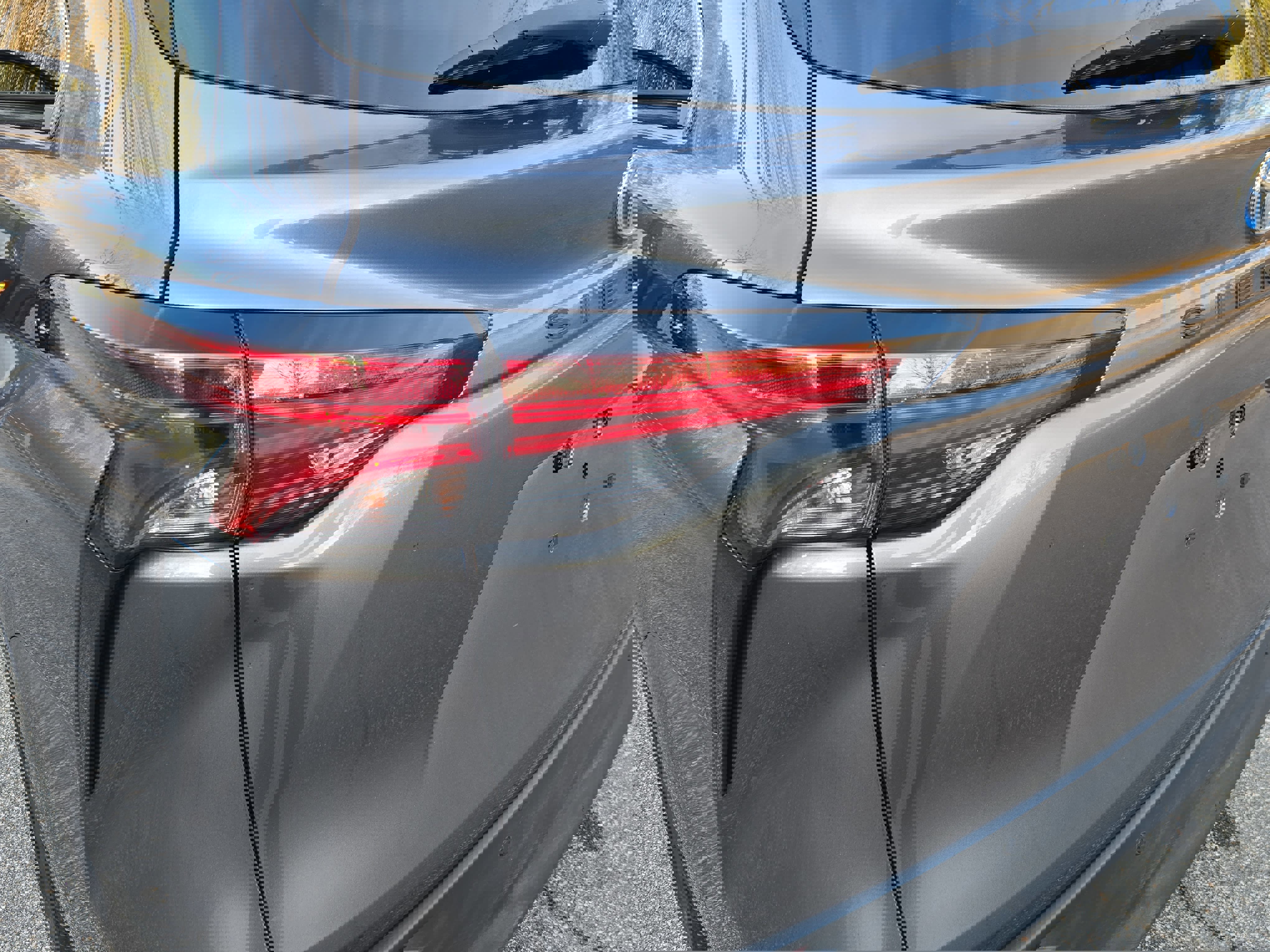 Used 2021 Toyota Sienna XLE image 34