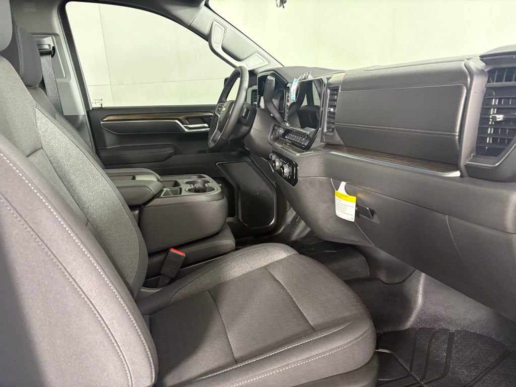 Used 2025 Chevrolet Silverado 1500 LT w/ Safety Package image 18