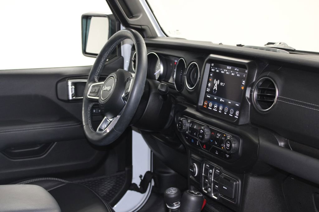 Used 2023 Jeep Wrangler Unlimited Sahara w/ Cold Weather Group image 29