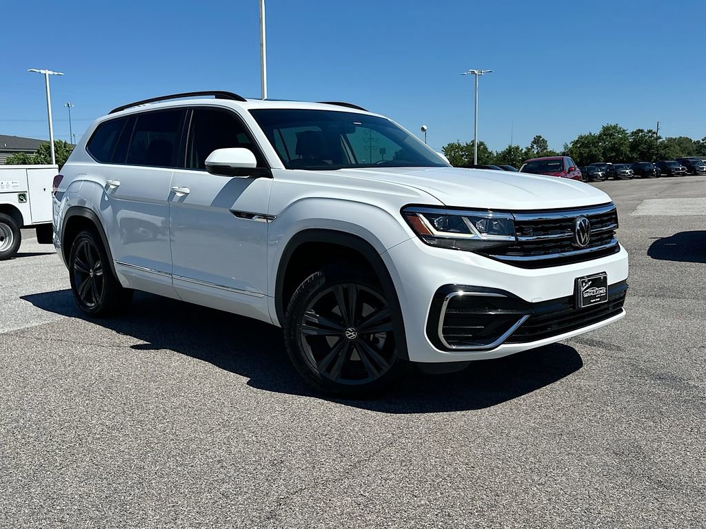 Used 2021 Volkswagen Atlas SE w/ Panoramic Sunroof Package
