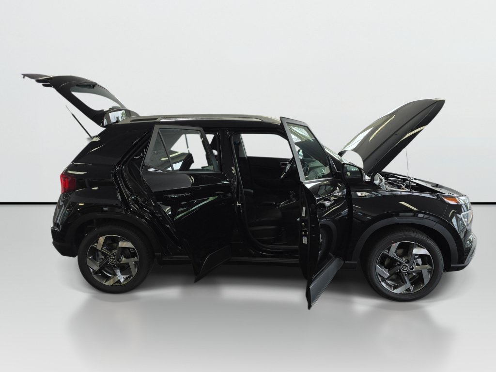 New 2026 Hyundai Venue SEL FWD image 9