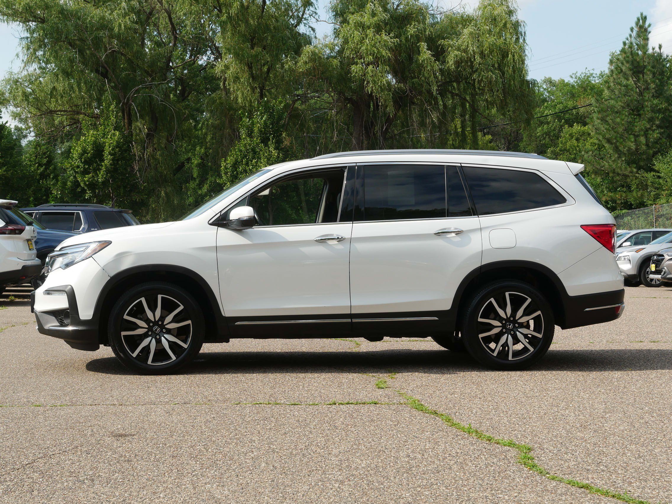 Used 2021 Honda Pilot Touring image 4