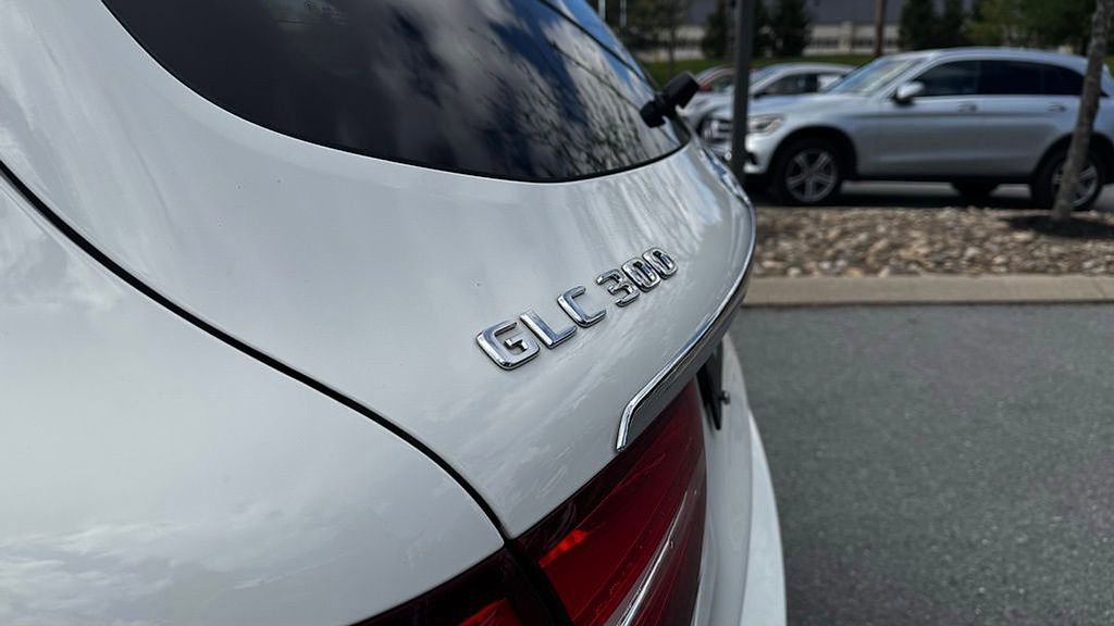 Used 2019 Mercedes-Benz GLC 300 4MATIC image 14