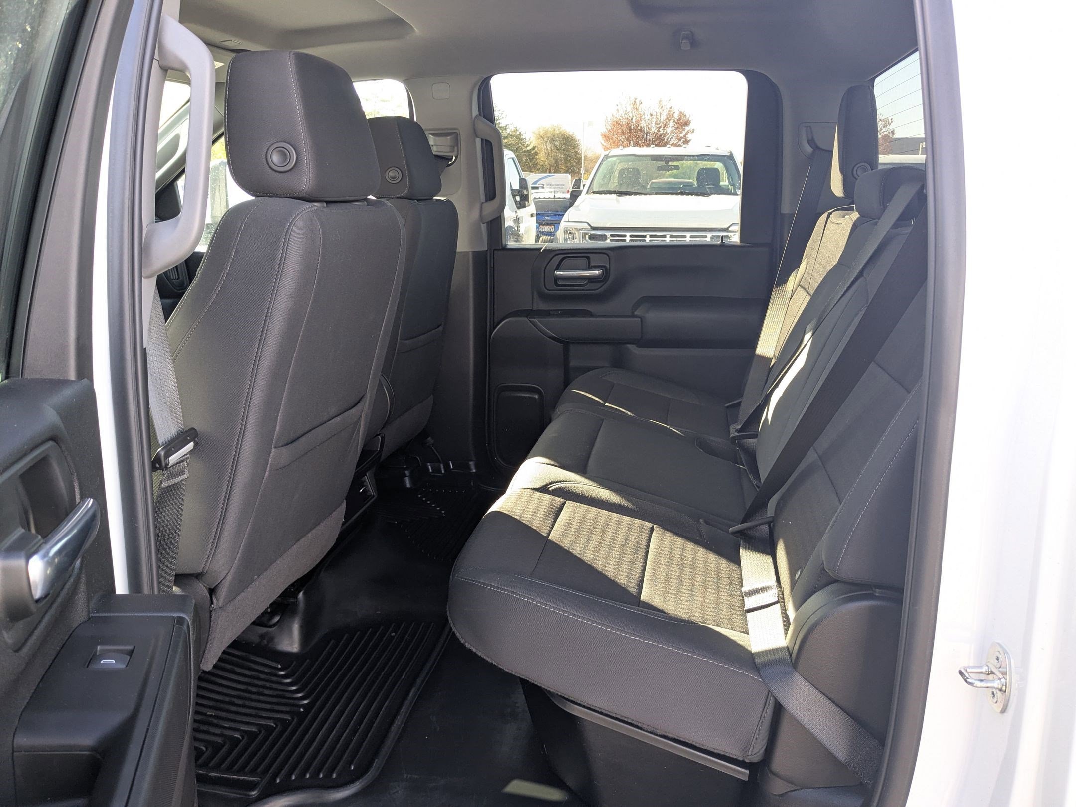 Used 2024 Chevrolet Silverado 3500 W/T image 28