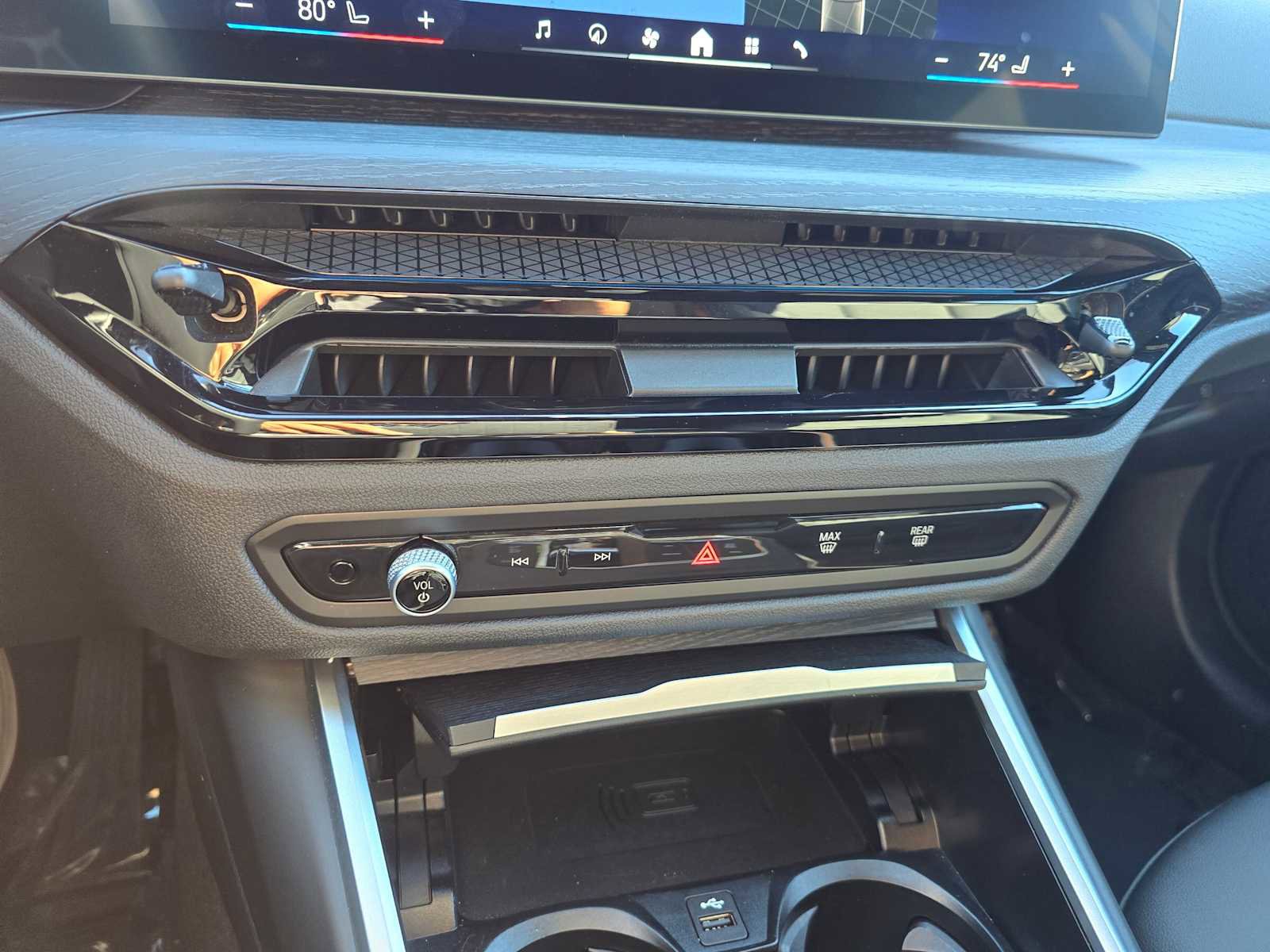 Used 2025 BMW i4 eDrive40 image 30