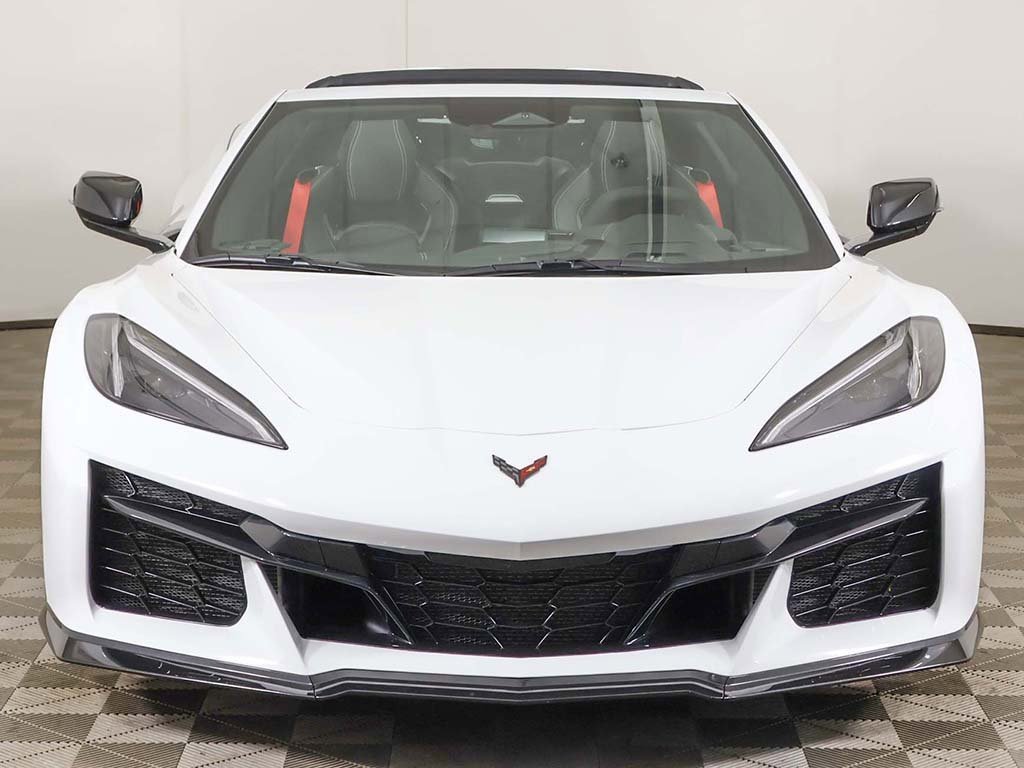 Used 2025 Chevrolet Corvette Z06 w/ Battery Protection Package image 12