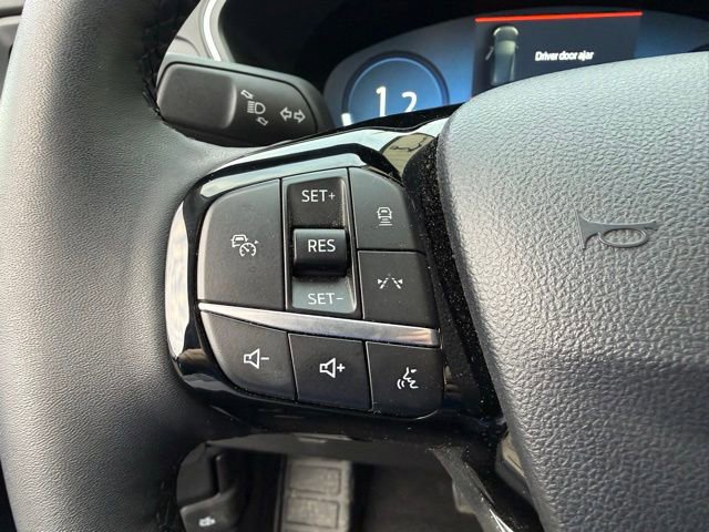 Used 2023 Ford Escape Platinum image 16