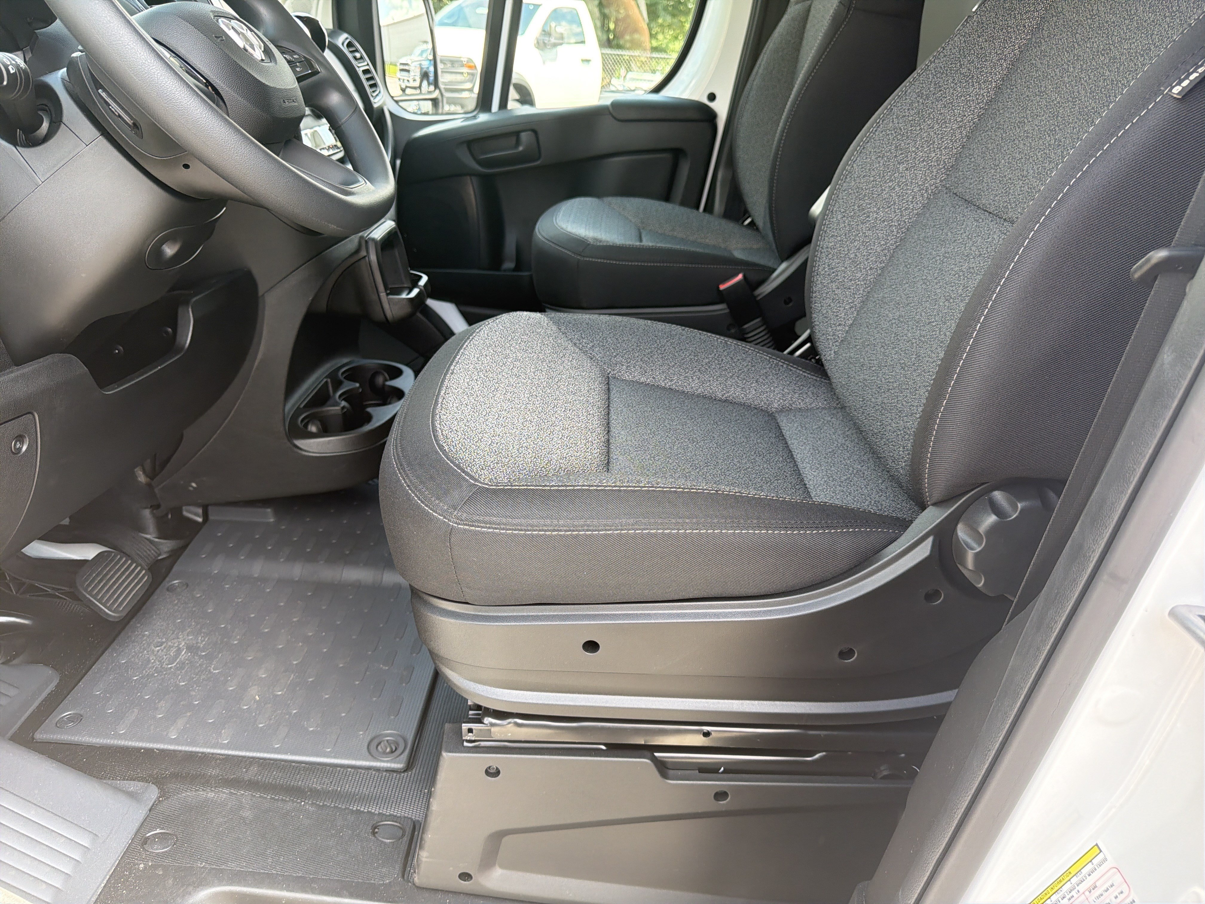 New 2026 RAM ProMaster 1500 w/ Convenience Group FWD image 11