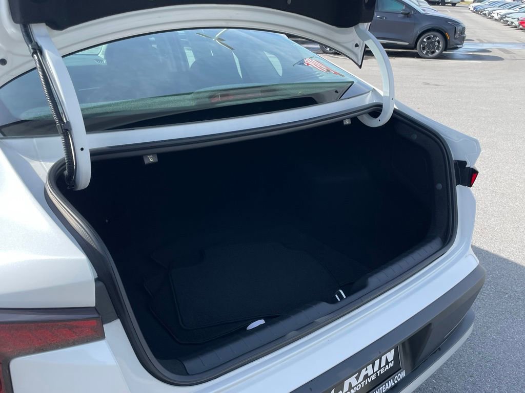 Certified 2025 Kia K4 LXS image 26