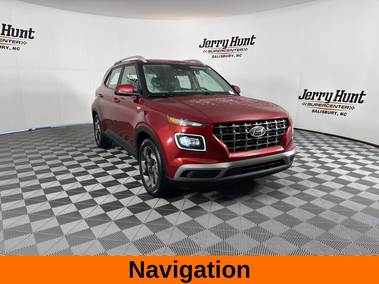 Used 2024 Hyundai Venue Limited image 6