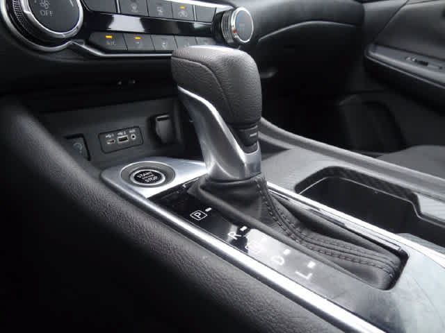 Used 2024 Nissan Sentra SV FWD image 26
