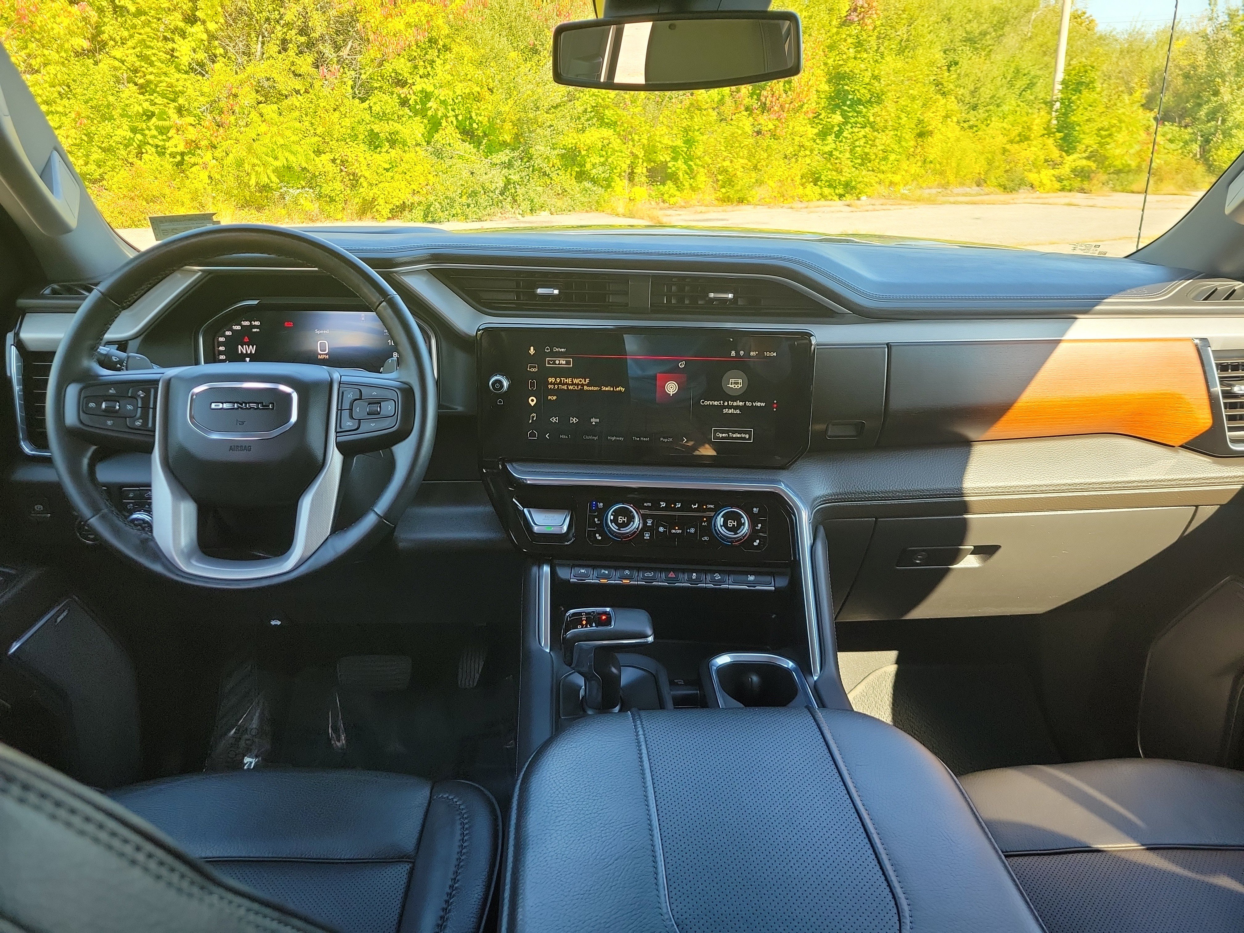 Used 2024 GMC Sierra 1500 Denali AWD/4WD image 18