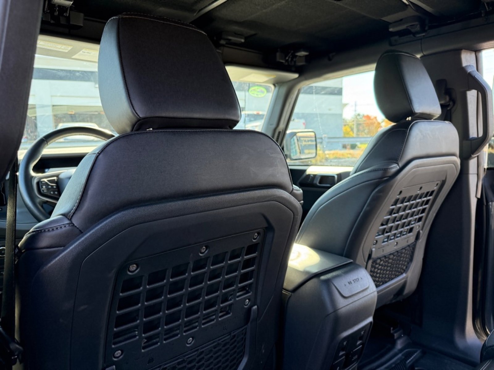 Used 2024 Ford Bronco Black Diamond image 18