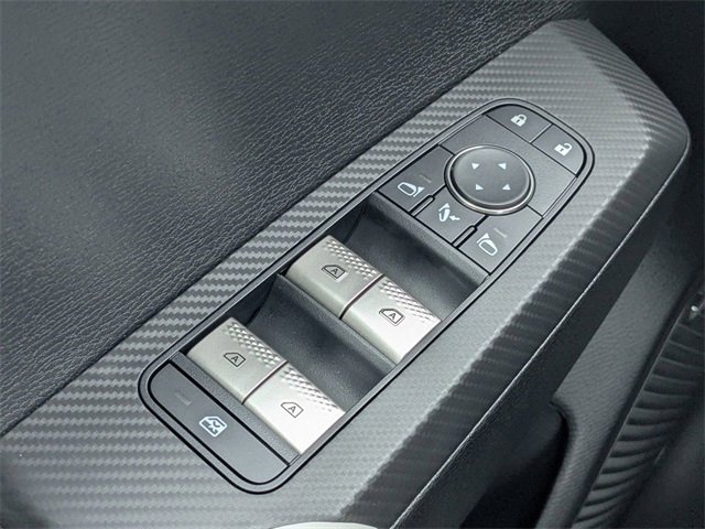 New 2025 Mitsubishi Outlander SEL image 23