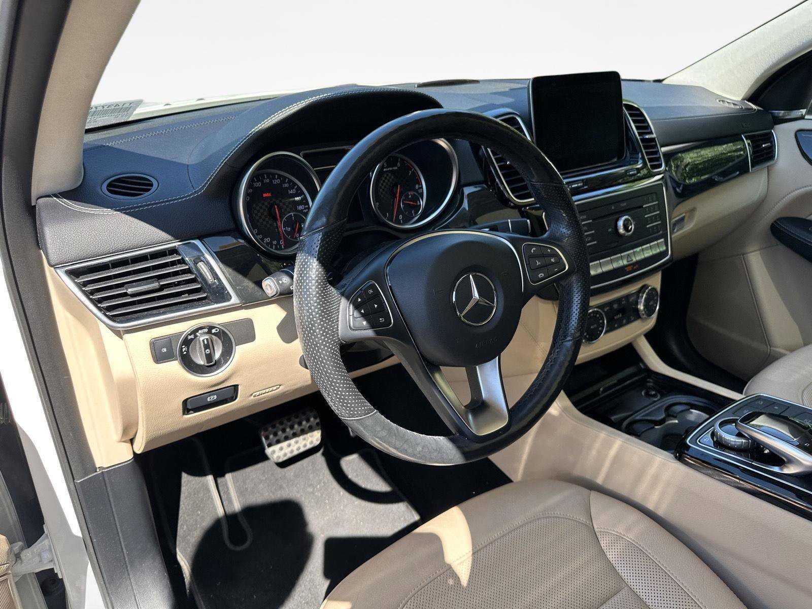 Used 2019 Mercedes-Benz GLE 43 AMG 4MATIC Coupe image 11