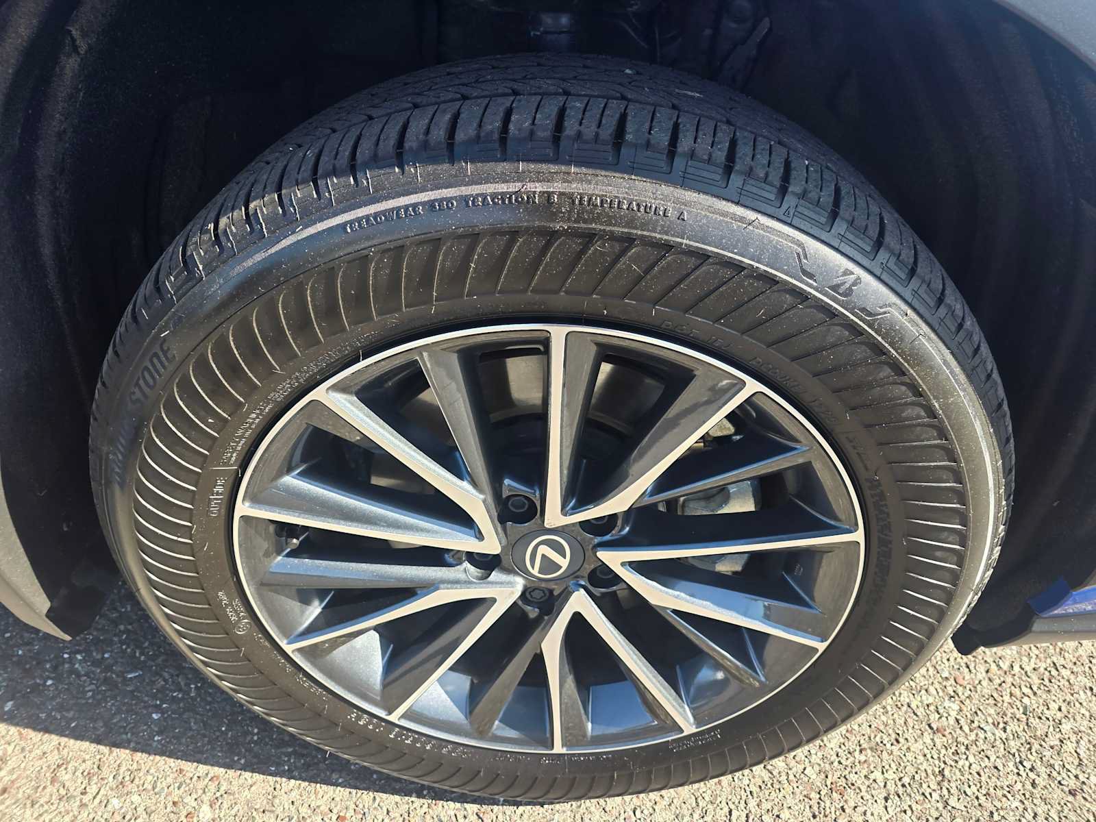 Used 2026 Lexus NX 350h AWD w/ Accessory Package (2T) image 9