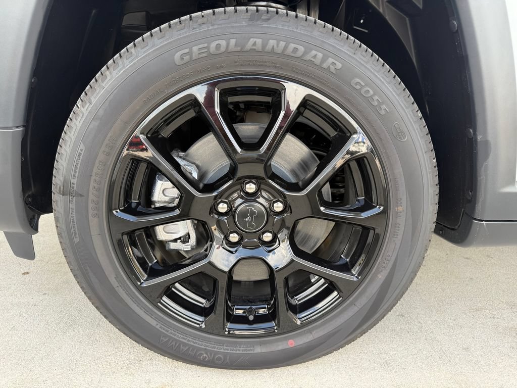 New 2026 Jeep Compass Latitude AWD/4WD image 26