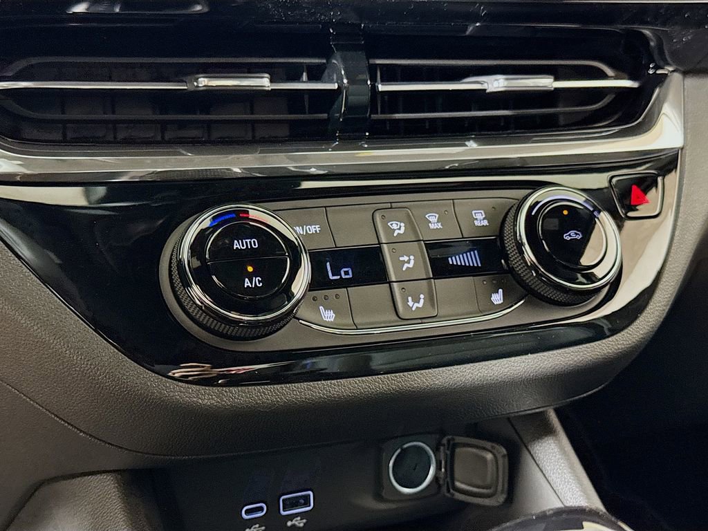 New 2026 Buick Envista Sport Touring w/ Convenience I Package FWD image 9