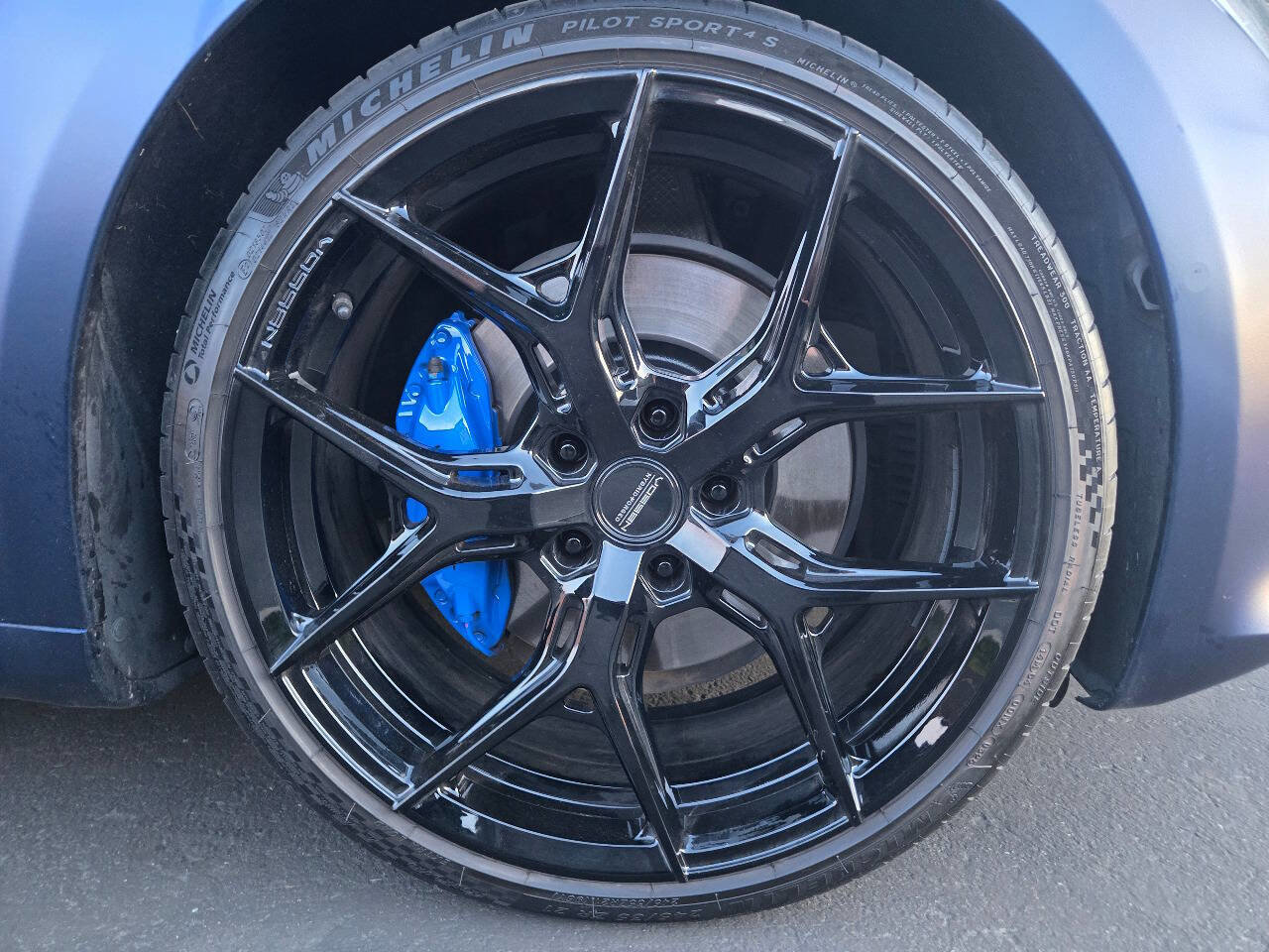 Used 2020 Tesla Model S Performance AWD/4WD image 18