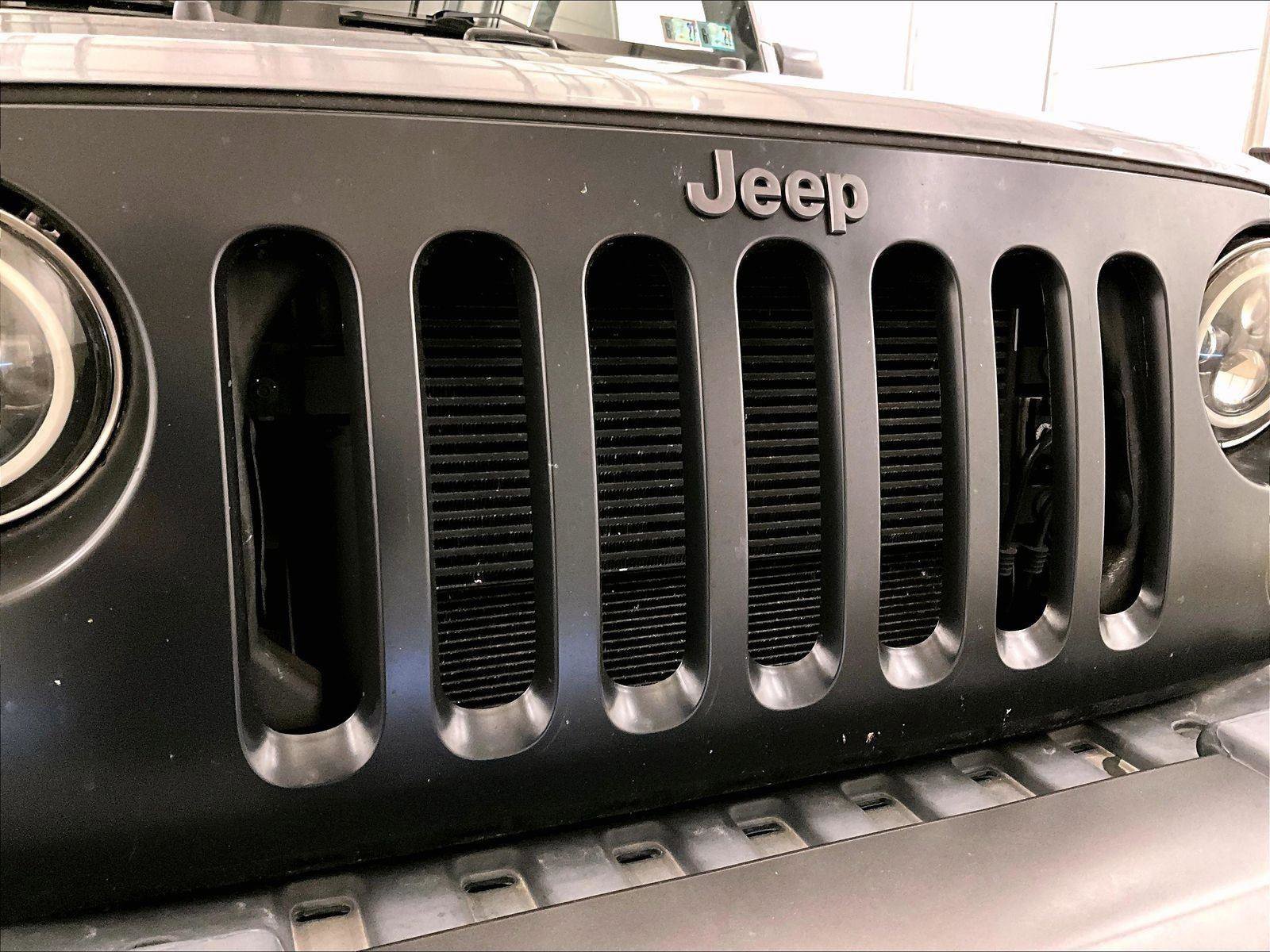 Used 2016 Jeep Wrangler Unlimited Sport AWD/4WD image 30