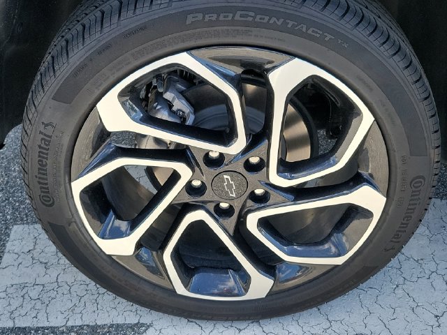 Used 2025 Chevrolet Trax RS FWD image 6