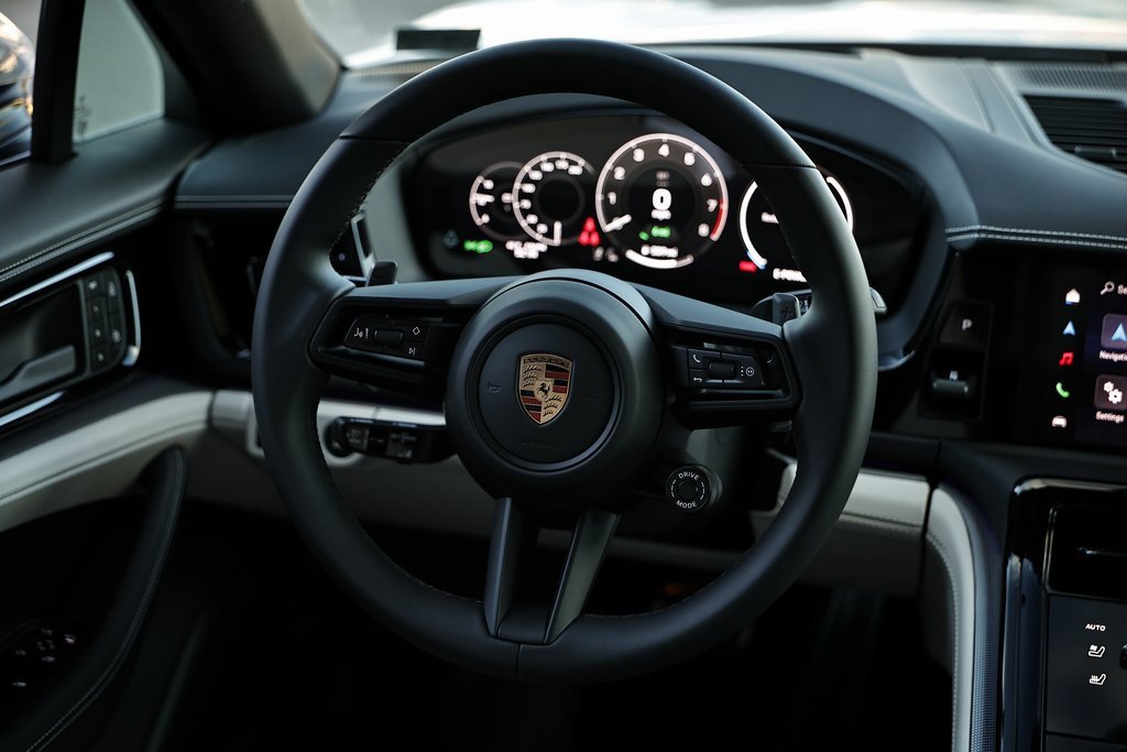New 2026 Porsche Panamera 4 image 32