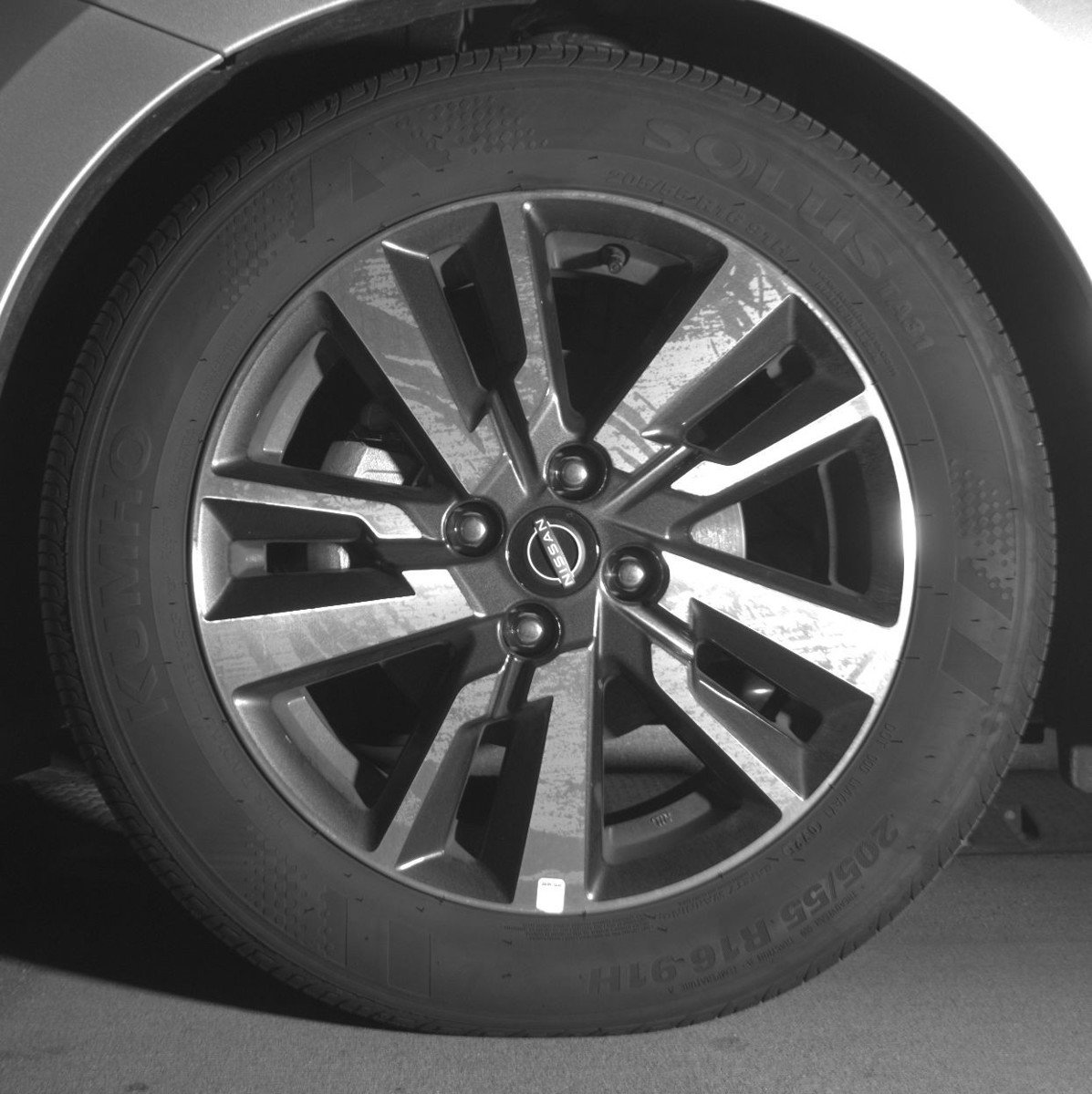 Used 2025 Nissan Sentra SV FWD image 12