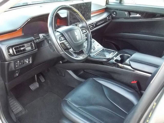 Used 2021 Lincoln Nautilus Reserve image 10