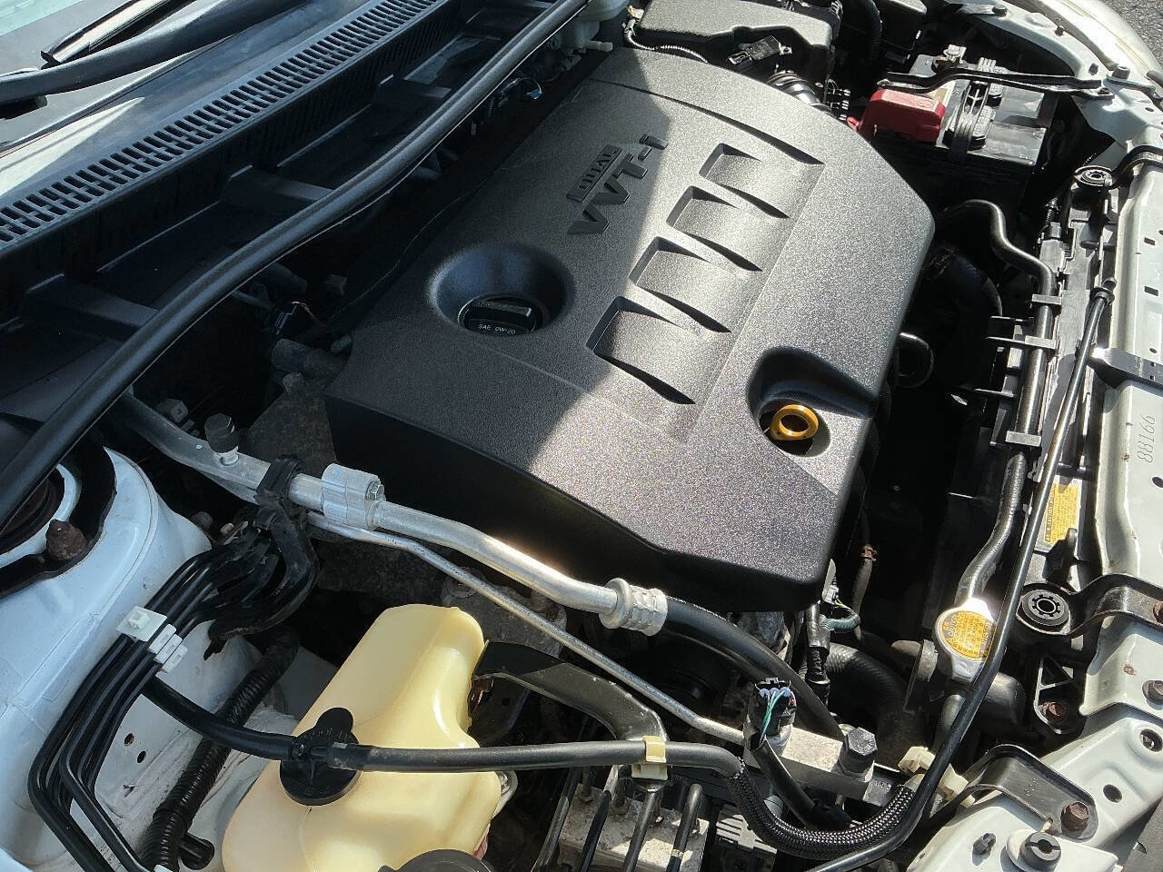 Used 2012 Toyota Corolla LE image 11