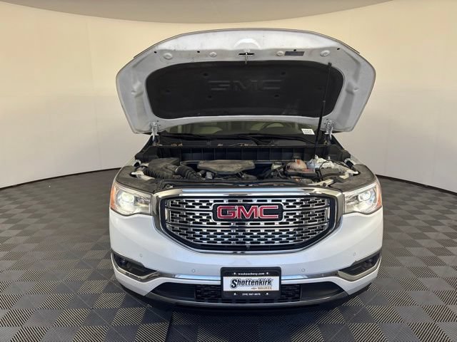 Used 2018 GMC Acadia Denali w/ Technology Package AWD/4WD image 42