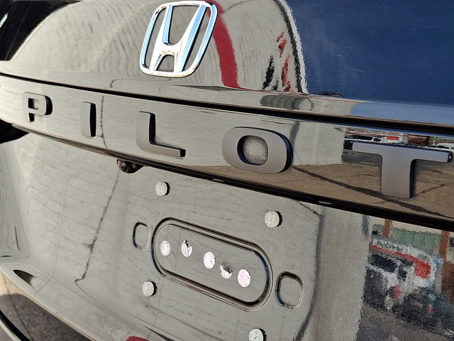 Used 2023 Honda Pilot Touring image 34