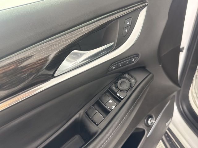 Used 2021 Buick Enclave Avenir image 32