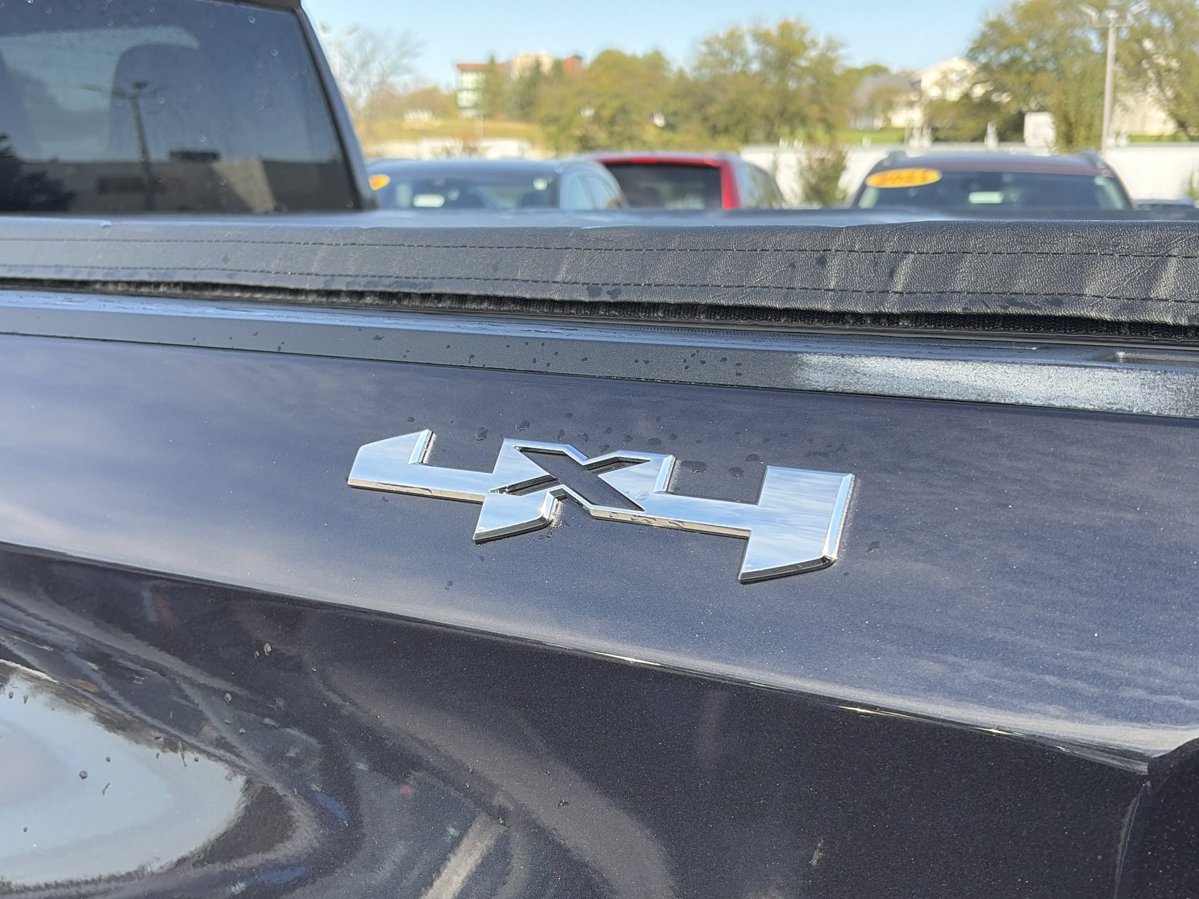 Used 2022 GMC Sierra 1500 SLT w/ SLT Premium Package AWD/4WD image 11