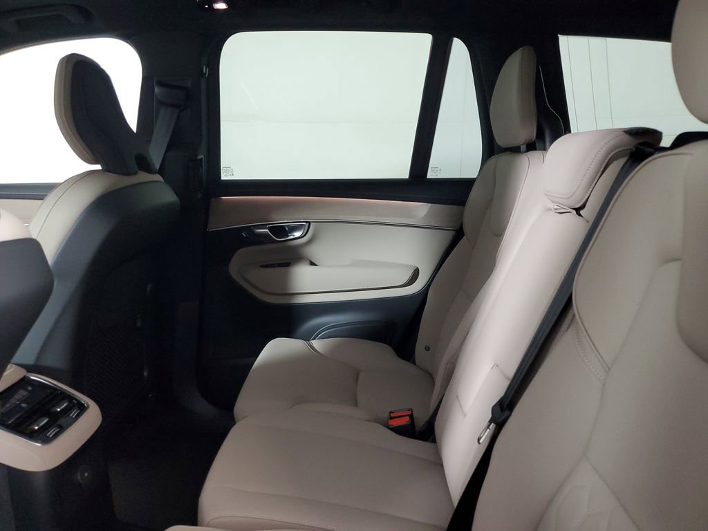 New 2026 Volvo XC90 T8 Core w/ Protection Package AWD/4WD image 12