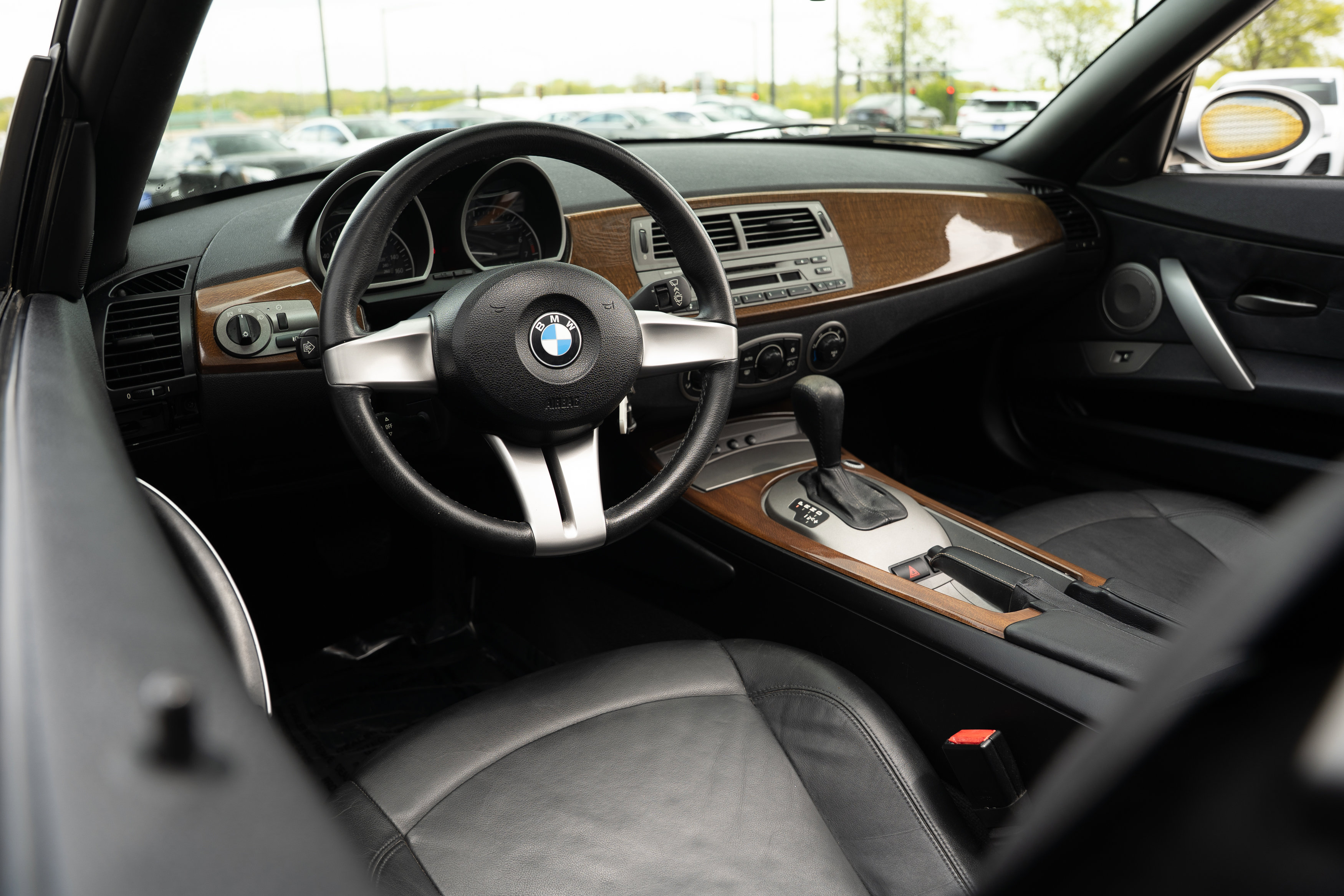 Used 2003 BMW Z4 2.5i RWD image 13