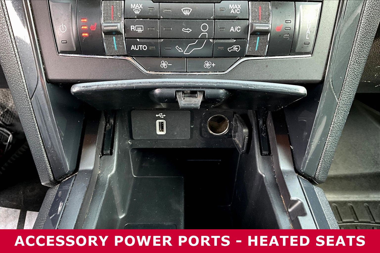 Used 2017 Ford Explorer XLT w/ Equipment Group 202A image 17