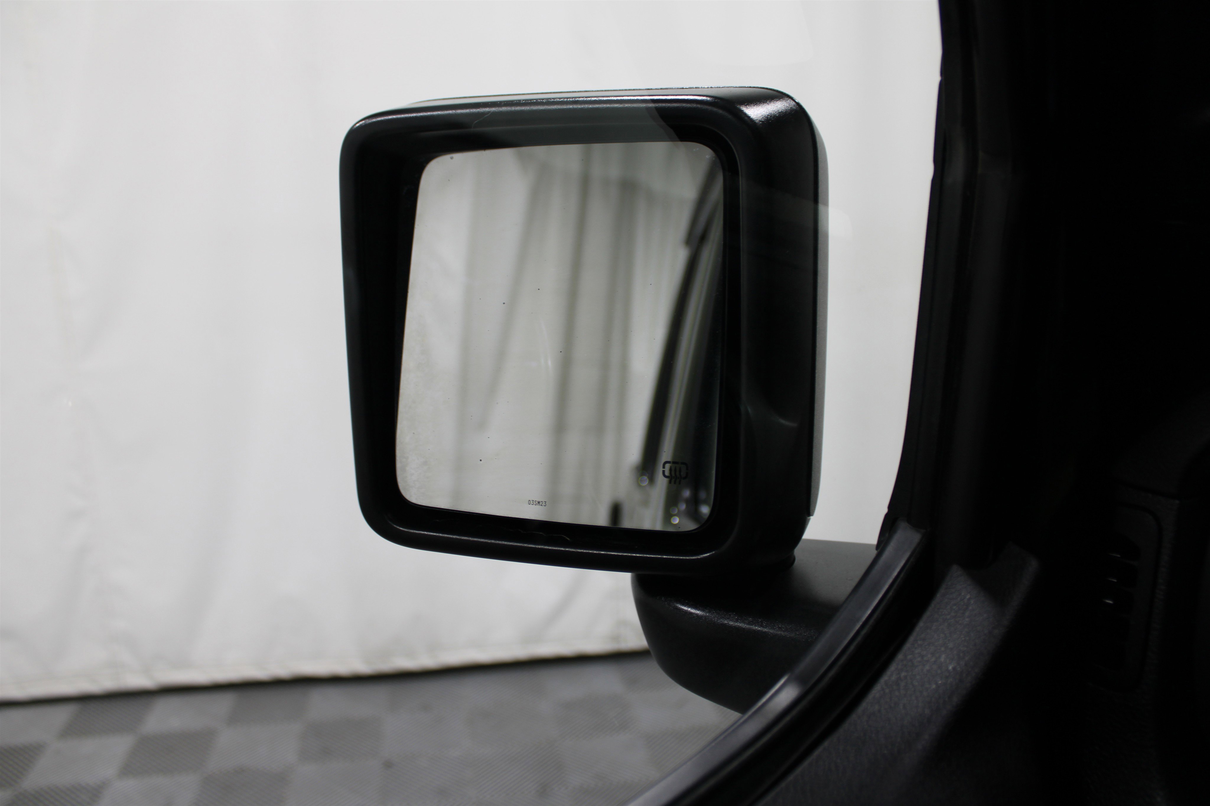 Used 2023 Jeep Gladiator Willys image 11