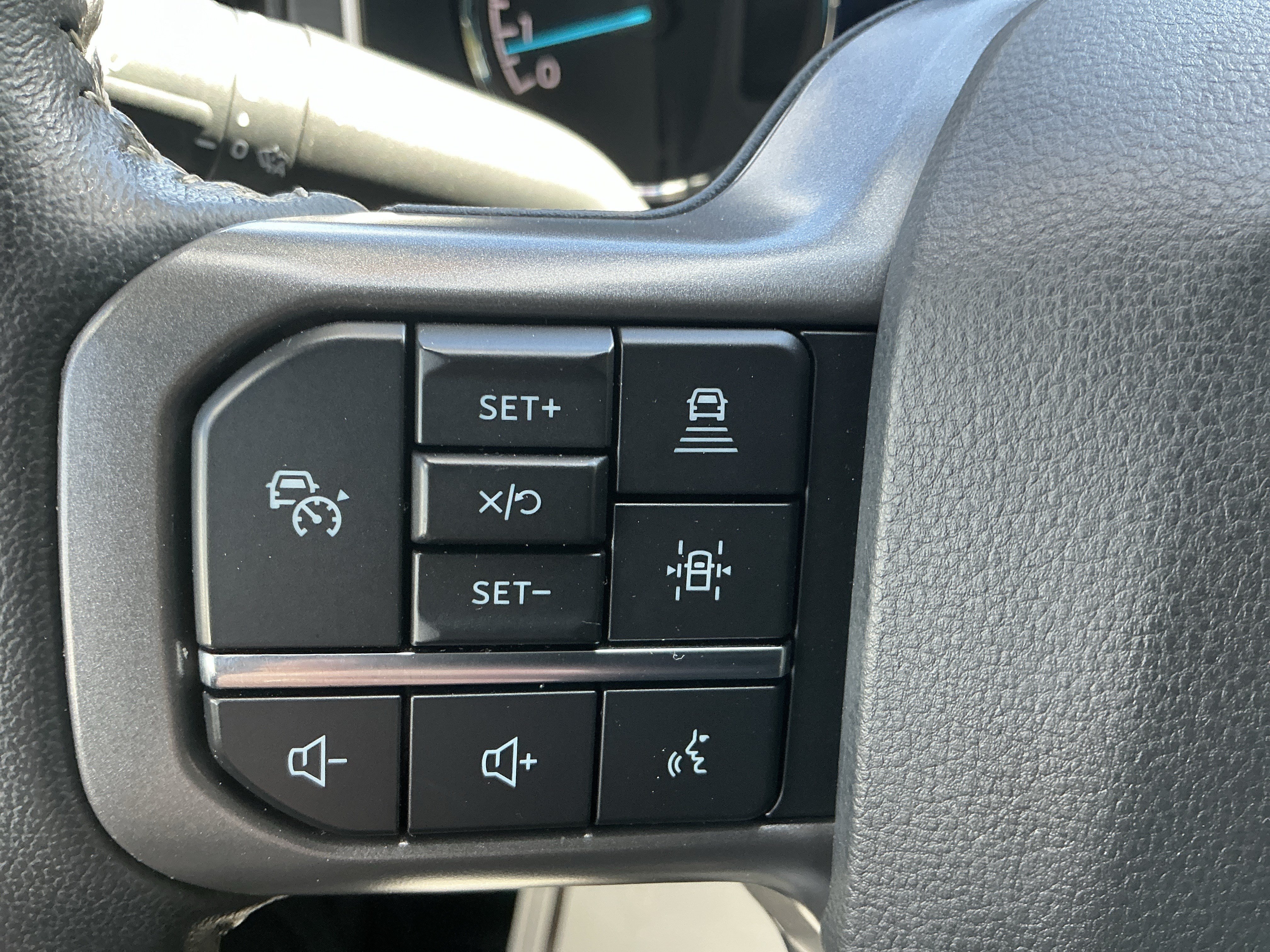 Used 2021 Ford F150 XLT w/ Equipment Group 302A High AWD/4WD image 17