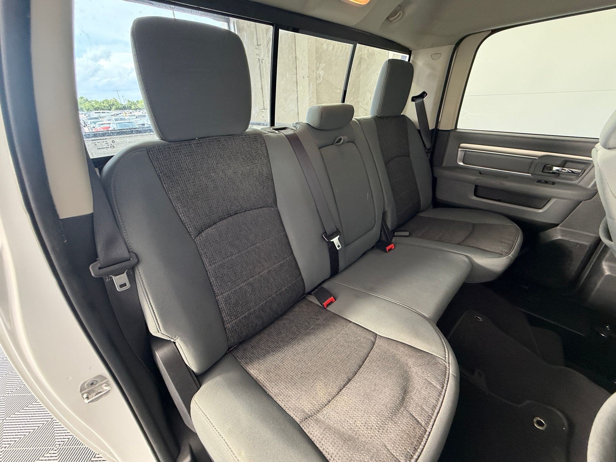 Used 2014 RAM 1500 Lone Star AWD/4WD image 28