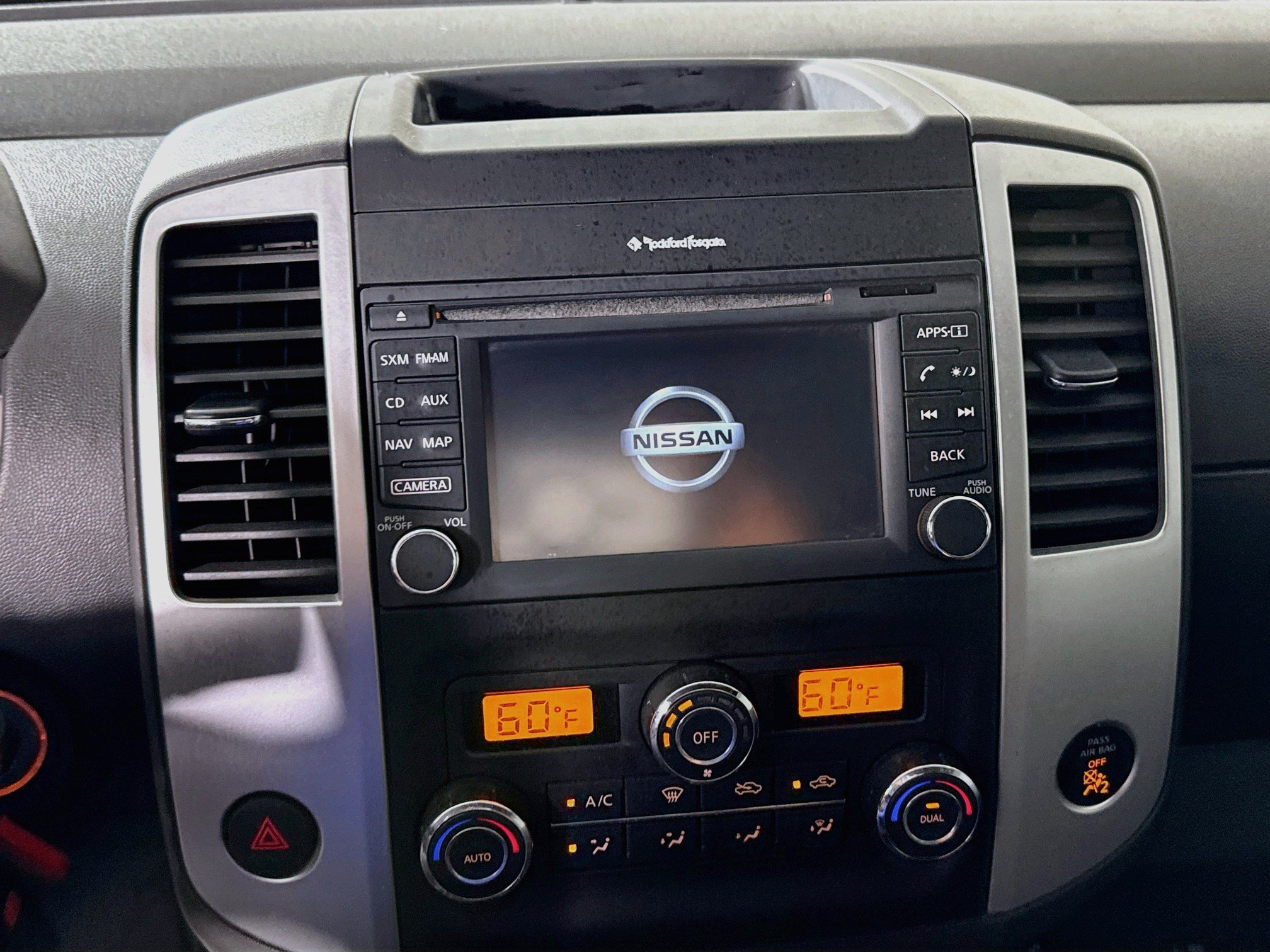 Used 2018 Nissan Frontier PRO-4X AWD/4WD image 18