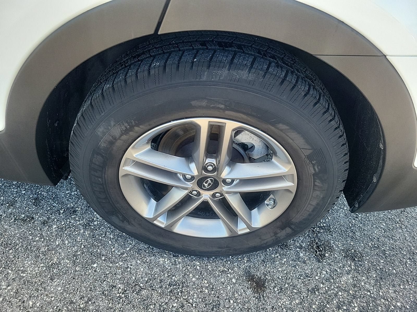 Used 2018 Hyundai Santa Fe Sport FWD image 9