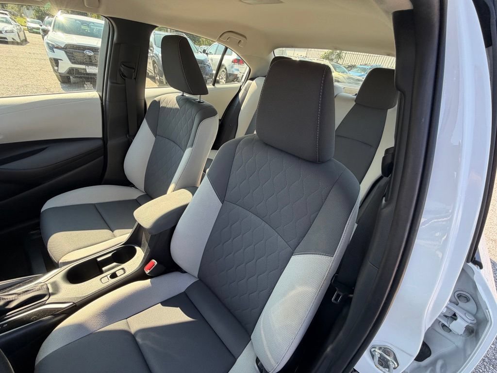 Used 2024 Toyota Corolla LE FWD image 15