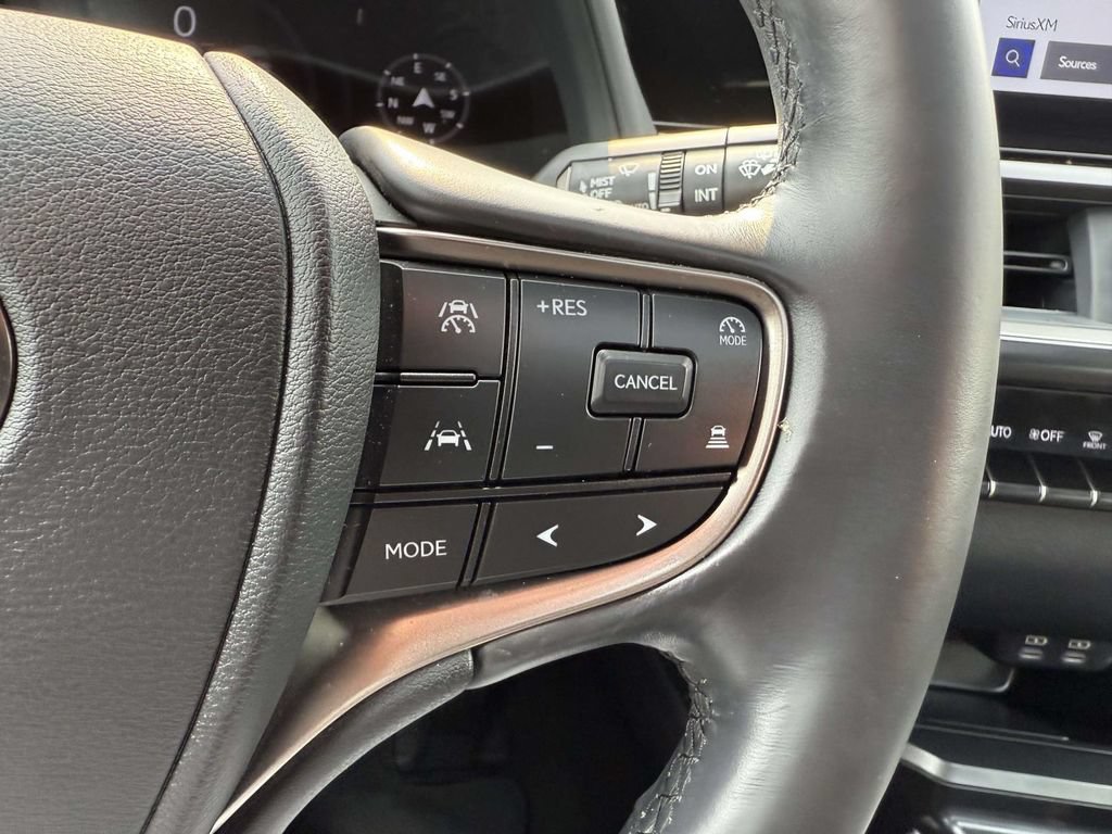 Used 2025 Lexus UX 300h AWD w/ Cold Area Package image 21