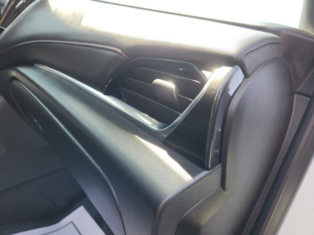 Used 2023 Chevrolet Traverse RS w/ LPO, Floor Liner Package image 14