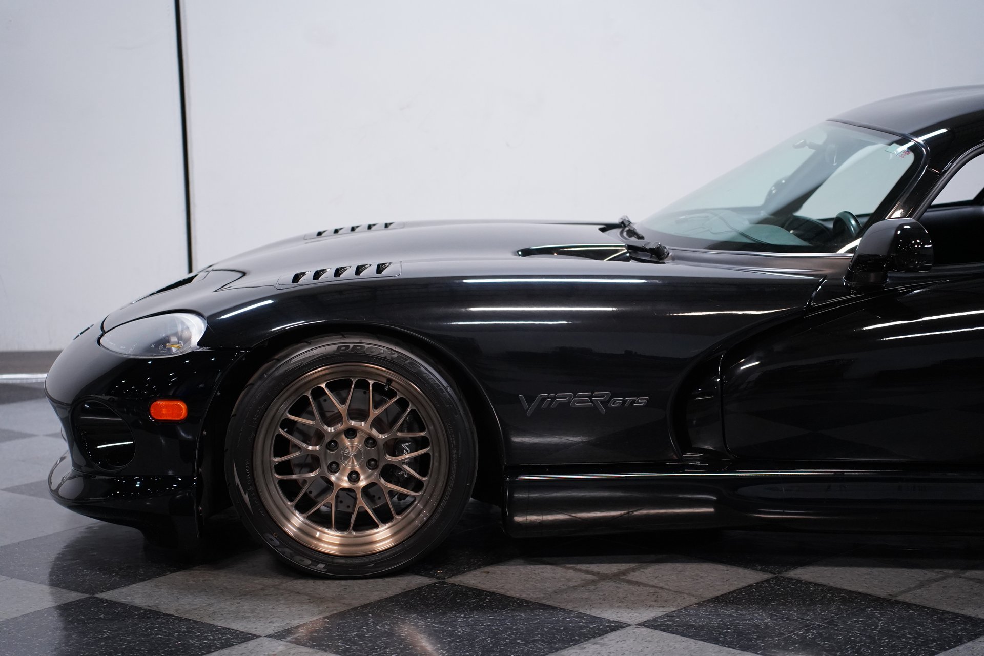 Used 2000 Dodge Viper GTS RWD image 19