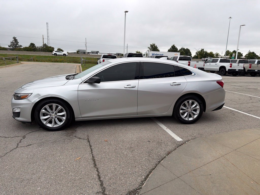 Used 2021 Chevrolet Malibu LT FWD image 6