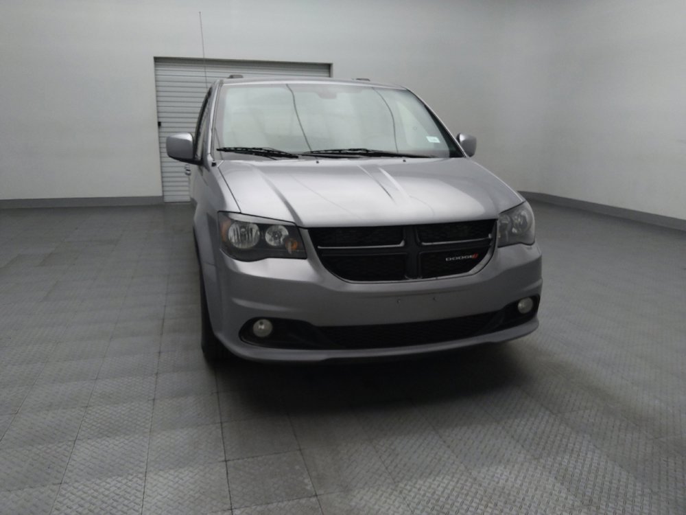 Used 2020 Dodge Grand Caravan SE image 14