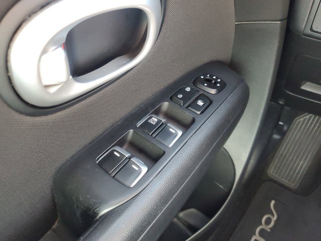 Used 2018 Kia Soul Base image 23