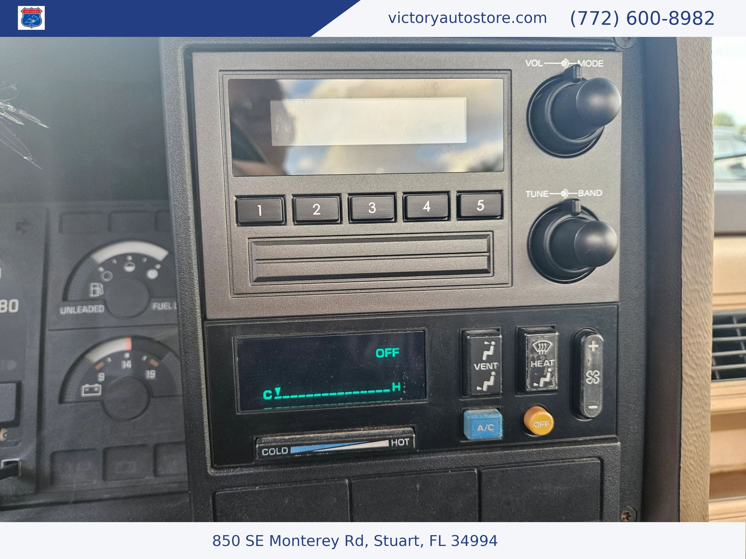 Used 1988 Chevrolet Silverado 3500 4x4 Regular Cab image 18