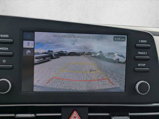 Certified 2025 Hyundai Elantra Sport image 13